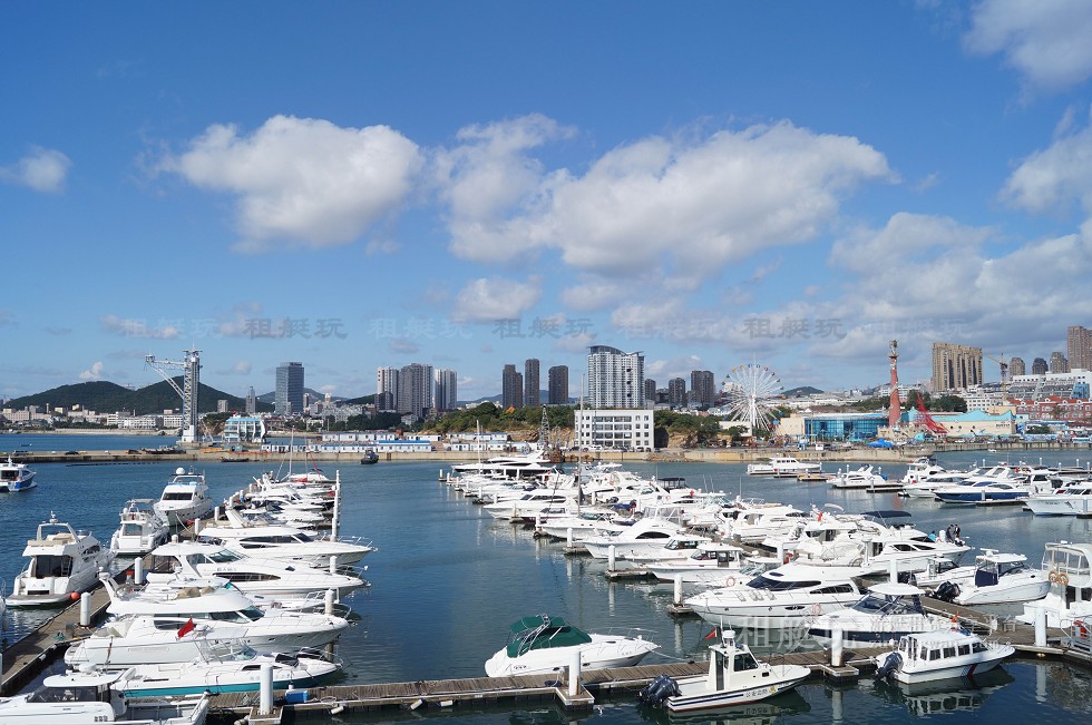 大連星海灣國(guó)際游艇俱樂(lè)部